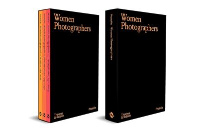Women Photographers (Slipcased set) - Thames & Hudson
